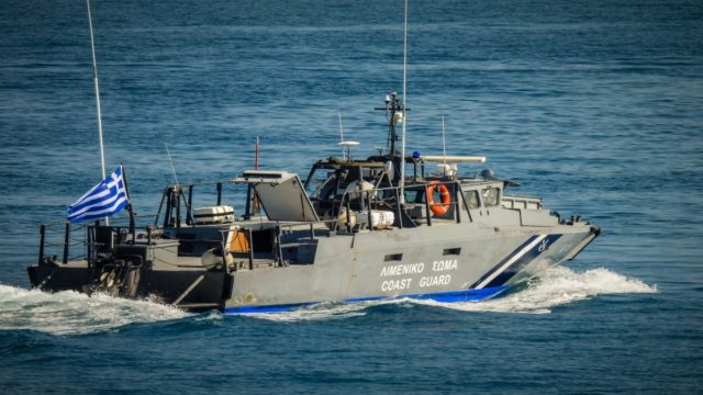 Σύγκρουση ιστιοφόρων στους Αντίπαξους – Τραυματίστηκε ένας 18χρονος