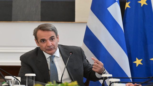 Μητσοτάκης στο υπουργικό συμβούλιο: Έτοιμοι να ενεργήσουμε προς όφελος των καταναλωτών – Τα μέτρα δεν πάνε διακοπές