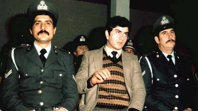 Κυριάκος Παπαχρόνης: Ασπρομάλλης, απομονωμένος και παντρεμένος – Πως είναι σήμερα ο βιαστής και δολοφόνος της Δράμας;