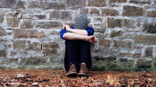 Πάτρα: «Ήξερε για τη σεξουαλική του ταυτότητα αλλά ποτέ…» – Τι υποστηρίζει η μητέρα του 15χρονου