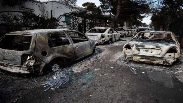 Δίκη για το Μάτι: Ξανά στο εδώλιο οι 21 κατηγορούμενοι για τη φονική φωτιά το 2018