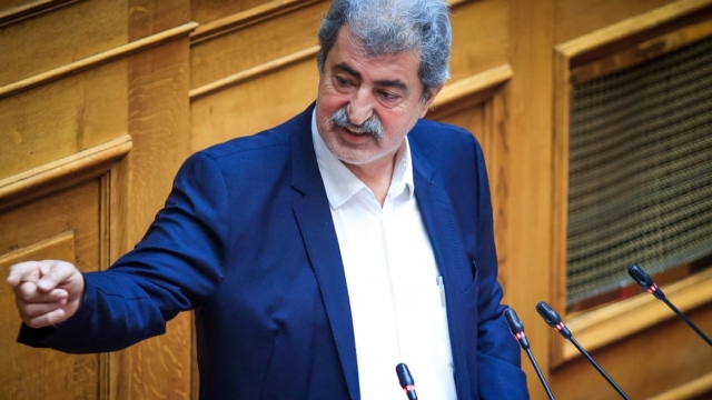 Ειρωνεία Πολάκη για αποχώρηση Δραγασάκη από ΣΥΡΙΖΑ: «Μαύρη μέρα για την Τράπεζα της Ελλάδας»