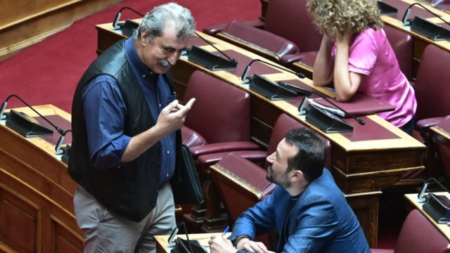 Πρώτη αντίδραση Πολάκη μετά τη διαγραφή του από την ΚΟ του ΣΥΡΙΖΑ: «Έστριβε τη μούρη της – Η κα Λινού να ζητά συγγνώμη για τον εαυτό της…»