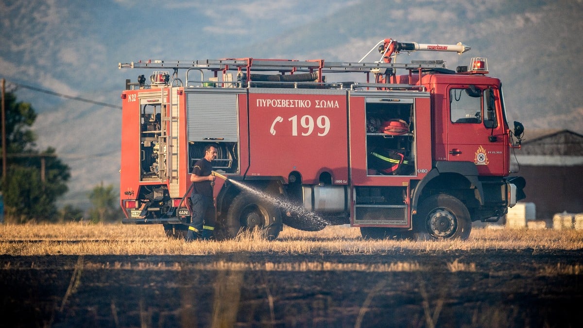 Συναγερμός στην Πυροσβεστική: Μεγάλη φωτιά στην Εύβοια – Εκκενώνονται χωριά, κλείνουν δρόμοι στην περιοχή