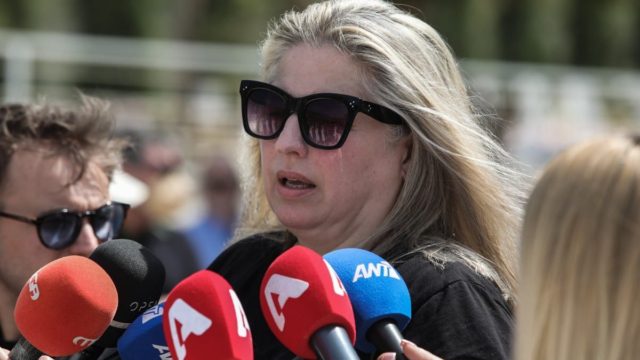 Βαρύ πένθος για την Σάντρα Βουτσά: «Πολύ δύσκολο το αντίο Γιάννη μου…»