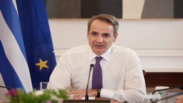 Σύσκεψη στην Πεντέλη υπό τον πρωθυπουργό Κυριάκο Μητσοτάκη: Στο προσκήνιο το χρονοδιάγραμμα για την αποκατάσταση των πυρόπληκτων περιοχών της Αττικής