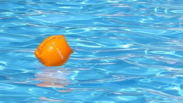 Τραγωδία στην Χαλκιδική: Σήμερα (14/8) στον η εισαγγελέα η 19χρονη ομαδάρχισσα για τον πνιγμό της 8χρονης – Η ανακοίνωση της κατασκήνωσης (video)