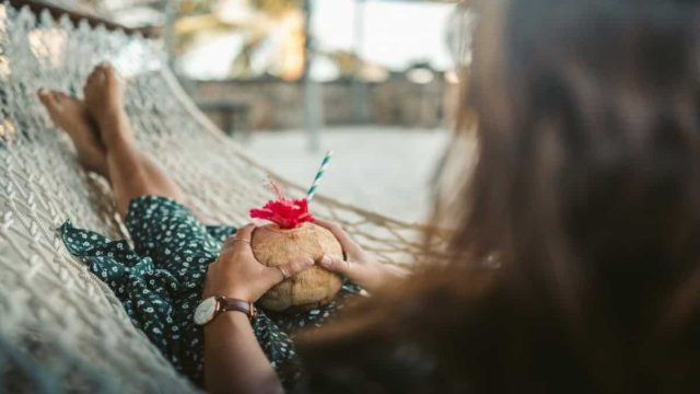 Τα 3 beach bar στο Πόρτο Ράφτη που αξίζει να επισκεφτείς