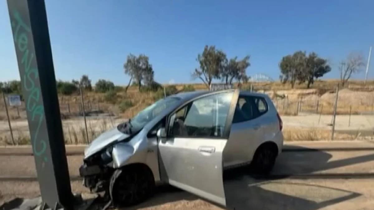 Τραγωδία στη Λεωφόρο Ποσειδώνος: Νεκρή 27χρονη οδηγός έπειτα από πρόσκρουση σε κολώνα