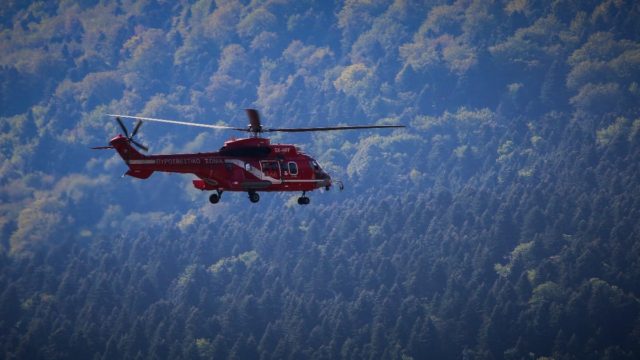 Επιχείρηση μεταφοράς 60χρονου τραυματία από το Άγιο Όρος με ελικόπτερο