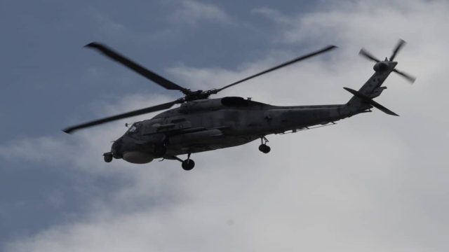 Παραιτήθηκε η πρωθυπουργός του Μπαγκλαντές: Εγκατέλειψε εσπευσμένα τη χώρα με στρατιωτικό ελικόπτερο