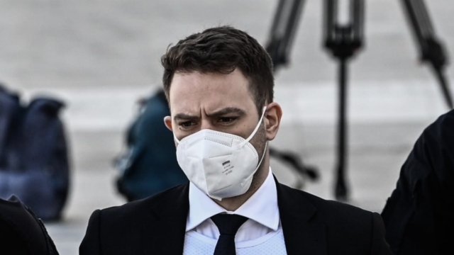Απτόητος ο Μπάμπης Αναγνωστόπουλος 3 χρόνια μετά τον άγριο φόνο της Καρολάιν: Πέρασε Νομική Κομοτηνής και… ήδη διαβάζει