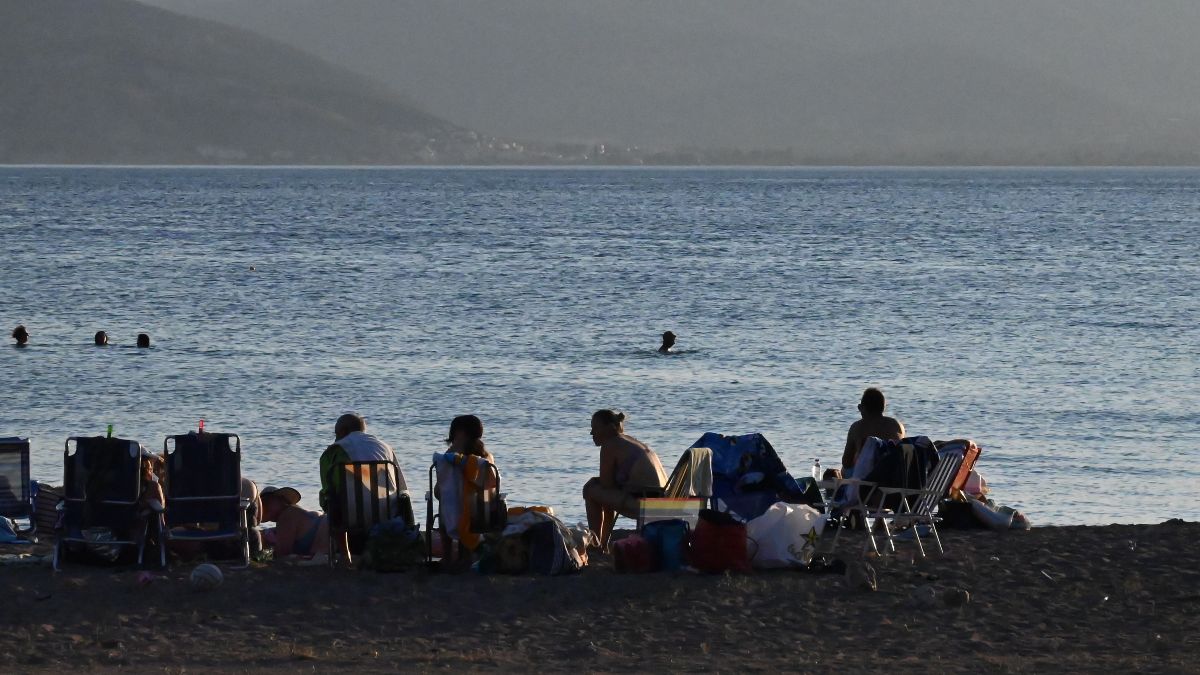 Καιρός σήμερα 1/8: «Καλωσόρισμα» Αυγούστου με 40άρια και καταιγίδες τις επόμενες ημέρες (video)