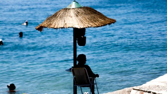 Καιρός σήμερα 3/8: Επανέρχεται το κύμα ζέστης με 41 βαθμούς – Πού θα βρέξει