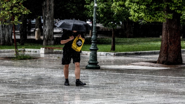 Κακοκαιρία: Μήνυμα του 112 σε όλη την Πελοπόννησο – Πότε θα βρέξει στην Αθήνα