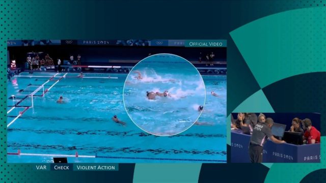 Ντροπή του Ευ Αγωνίζεσθαι: Κροάτης πολίστας ρίχνει γροθιά στον Αργυρόπουλο και συνεχίζει να γελά! (video)