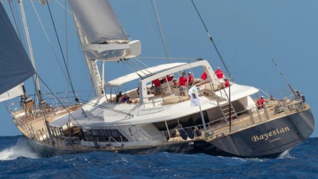 Θρίλερ με το ναυάγιο στο Παλέρμο: Χάνονται οι ελπίδες για τους έξι αγνοούμενους – Τι είναι ο θαλάσσιος σίφωνας που “κατάπιε” το γιοτ