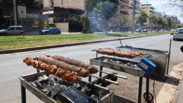 «Καίνε» την Ελλάδα μέχρι το Πάσχα τα Μερομήνια: «Μέσα στο 2025 πριν από το καλοκαίρι θα έρθει ένας καύσωνας…»