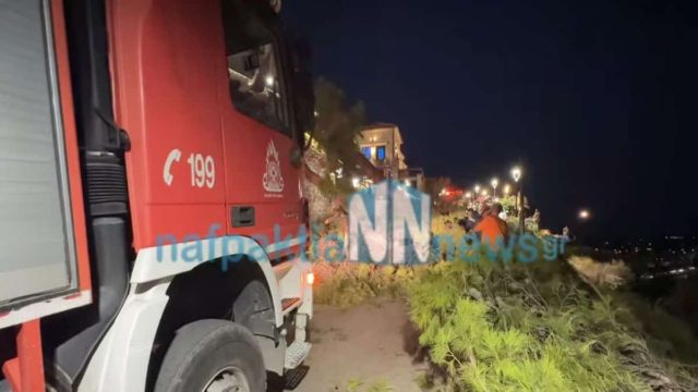Ναύπακτος: Τρόμος για οικογένεια την στιγμή που πέφτει πεύκο στο Κάστρο – Βίντεο που κόβει την ανάσα