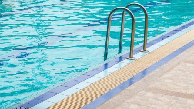 Τραγωδία στη Χαλκιδική: Πώς έγινε το περιστατικό με τον πνιγμό του 8χρονου κοριτσιού – Συνελήφθη η 19χρονη ομαδάρχισσα