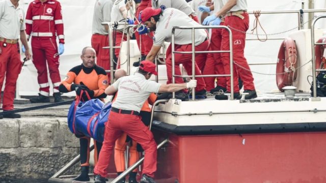 Ναυάγιο στη Σικελία: Έρευνα για ανθρωποκτονία εξ αμελείας εξετάζουν τώρα οι Αρχές (video)