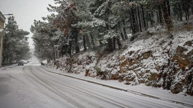 Τα Μερομήνια τοποθετούνται εκτάκτως και «διαλύουν» τα σενάρια: «Ψυχρή επίθεση σε λίγες μέρες, οι εκτιμήσεις για θερμότερο Σεπτέμβρη…»