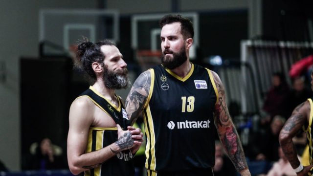 Ανησυχία στο Μαρούσι: Κοσοβάροι απειλούν τη ζωή του Μίροσλαβ Ραντούλιτσα! (photos)