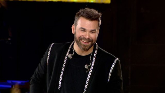 Σαμπάνης: «Πήρα πολλά μετάλλια στον στίβο. Έτρεξα και σε παγκόσμια πρωταθλήματα. Από σπόντα…»