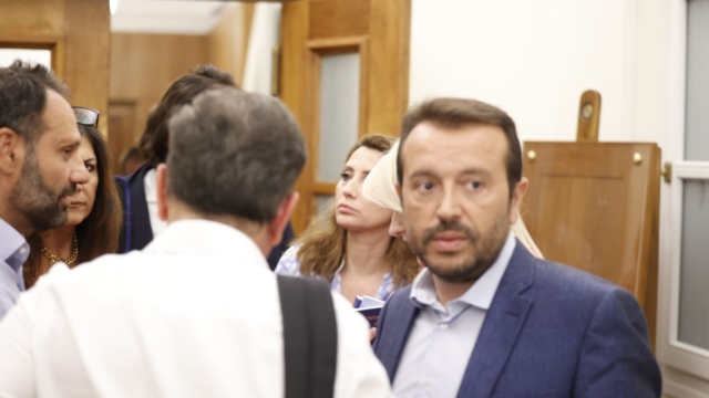 Οριακή νίκη Κασσελάκη στην επεισοδιακή ΚΟ του ΣΥΡΙΖΑ: «Καρατομείται» ο Φάμελλος, νέος πρόεδρος ο Παππάς