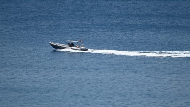 Σαλαμίνα: Ταχύπλοο τραυμάτισε λουόμενο – Συνελήφθη ο 80χρονος χειριστής του