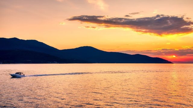 Ταξίδι στη Θάσο: Το σμαράγδι του Αιγαίου που σε μαγεύει με την πρώτη ματιά