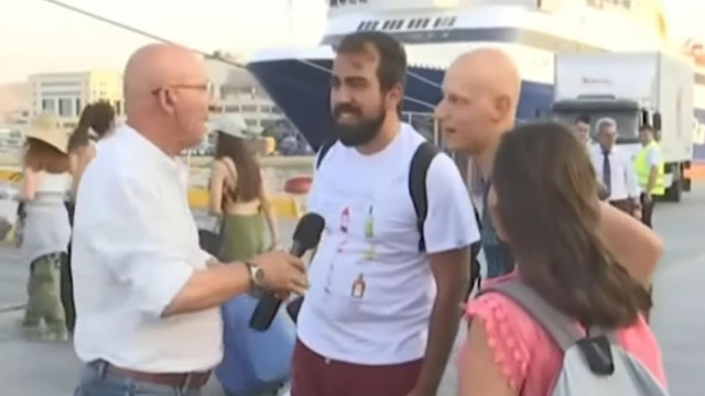 Ταξιδιώτες τρελάθηκαν με Τσελίκα και κόντεψαν να χάσουν το πλοίο: «Είμαστε φαν σου, χαιρετισμούς στον Αυτιά» (video)