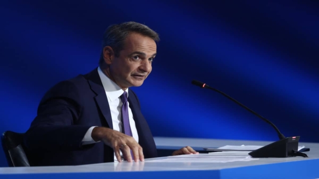 Μητσοτάκης σε δημοσιογράφο στη ΔΕΘ: «Θέλετε να με βγάλετε στη σύνταξη; – Είμαι εκλεγμένος πρωθυπουργός»