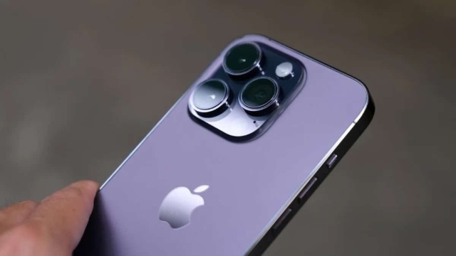 iPhone 16: Αποκαλύφθηκε το νέο τηλέφωνο της Apple – Ξεκινάει από 799 δολάρια, σχεδιασμένο για την τεχνητή νοημοσύνη