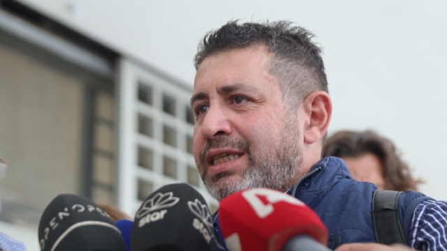 Στον Άρειο Πάγο ο πατέρας του 19χρονου: «Ένα σάπιο σύστημα που για 2 και 3 ευρώ σκοτώνει τα παιδιά των Ελλήνων»