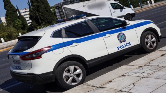 Ούτε ένα, ούτε δύο αλλά… 14 αυτοκίνητα είχε κλέψει 31χρονος δραπέτης: Πώς έπεσε στα χέρια της αστυνομίας