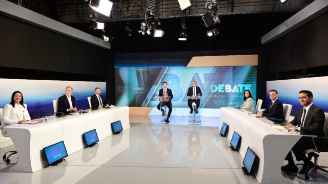 Διασταυρώνουν τα ξίφη τους οι «6» του ΠΑΣΟΚ – «Είναι “juicy” ότι οι 11 βγήκαν απέναντι στον Κυριάκο Μητσοτάκη»