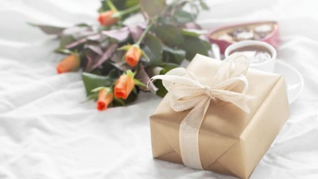 Ποιοι γιορτάζουν σήμερα, Δευτέρα 23 Σεπτεμβρίου, σύμφωνα με το εορτολόγιο;