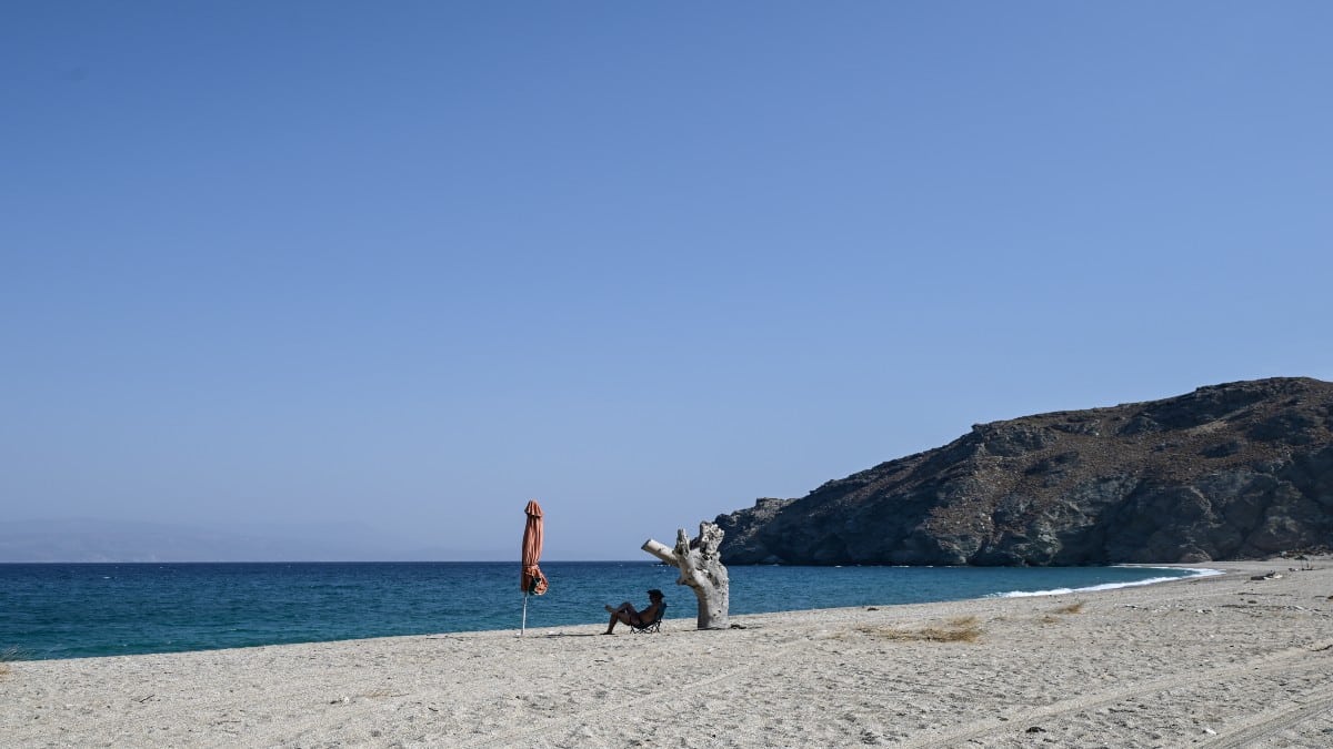 Καιρός σήμερα 27/9: Επιμένει το μίνι καλοκαίρι με θερμοκρασία μέχρι και 32 βαθμούς – Πότε αλλάζει το σκηνικό του καιρού