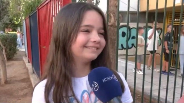 Γλυκιά μαθήτρια αγχώθηκε για τη Φυσική πριν ξεκινήσει το σχολείο – «Μου είπαν τα χειρότερα…»