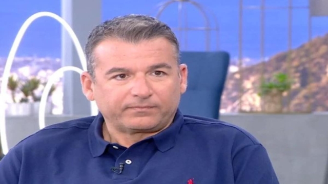 Επική ατάκα Γιώργου Λιάγκα στην παρουσίαση της ομάδας του για το «Πρωινό»: «Αυτή η βλακεία θα κρατήσει πολλή ώρα ρε παιδιά;»