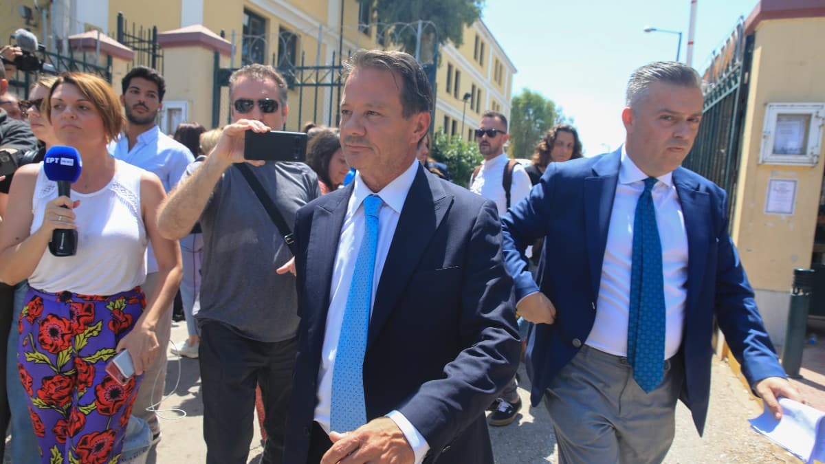 «Ζητώ συγγνώμη από τη σύζυγό μου»: Οι πρώτες δηλώσεις του Απόστολου Λύτρα μετά την αποφυλάκισή του
