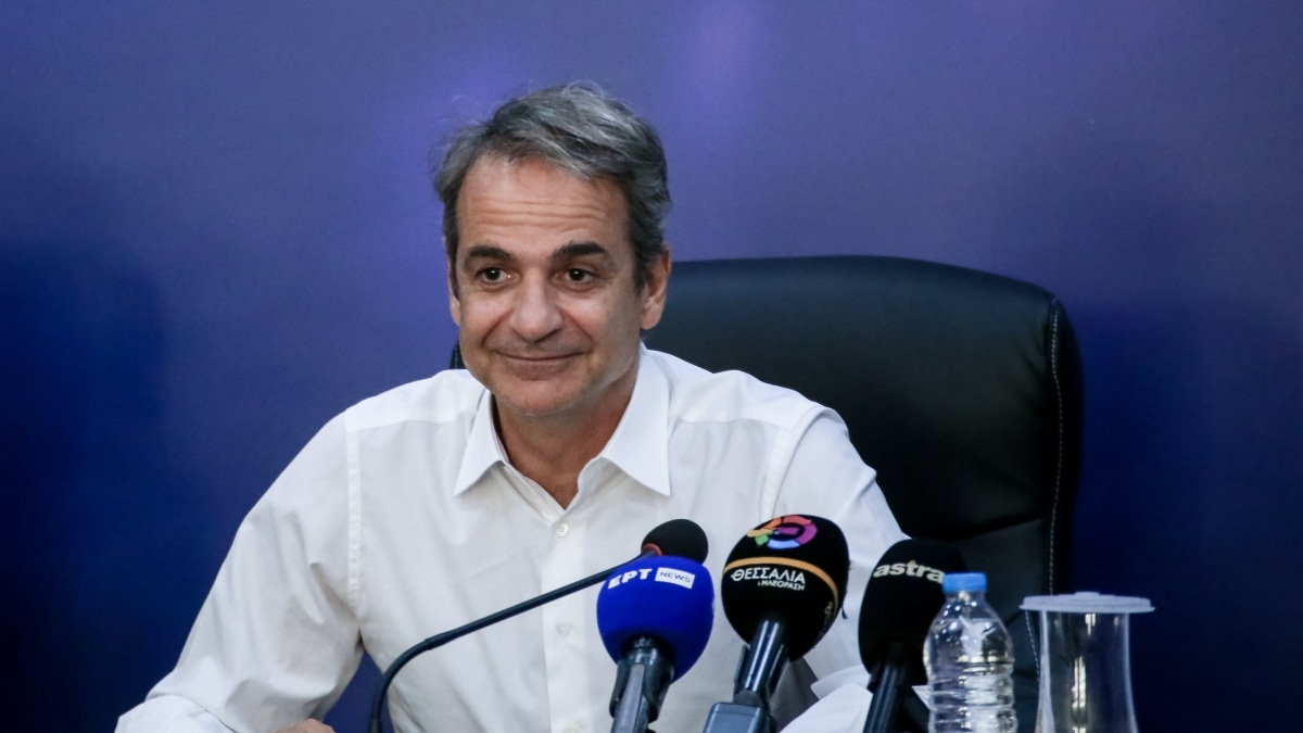 Επίσκεψη Μητσοτάκη σε βρεφονηπιακό σταθμό – «Έμπρακτη στήριξη της κυβέρνησης σε οικογένειες με μικρά παιδιά»