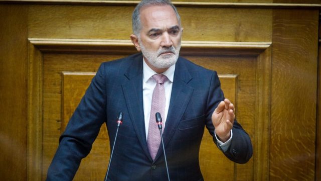 Νέα Δημοκρατία: Διεγράφη και επίσημα ο Μάριος Σαλμάς από την ΚΟ – «Βόμβες» κατά Μητσοτάκη