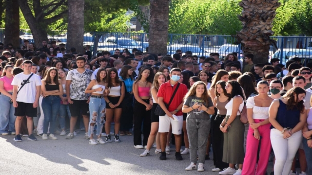 Έναρξη δημοτικών σχολείων: Πως θα λειτουργήσουν και τι θα ισχύσει για απουσίες, κινητά και ψηφιακή ενημέρωση
