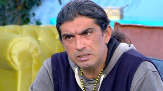 Συναγερμός για τον Παλαιοχριστιανό:  Μπήκε στο νοσοκομείο και άρπαξε το νεογέννητό του!