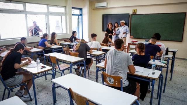 Πανελλαδικές εξετάσεις 2025: Αυτό είναι το πρόγραμμα – Αρχή στις 30 Μαΐου στα ΓΕΛ