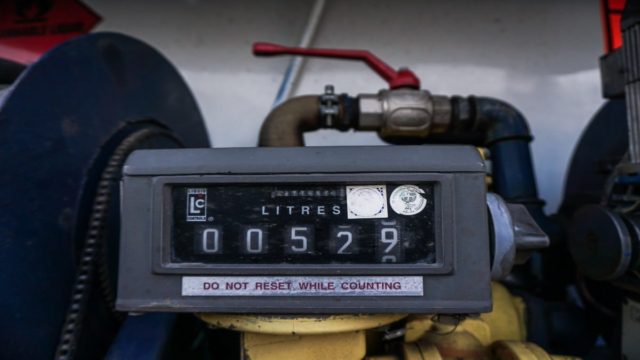 Γιατί οι βενζινοπώλες ζητούν επιδότηση πετρελαίου θέρμανσης απευθείας στην αντλία: Ποια τα πλεονεκτήματα, τι σημαίνει για την τσέπη μας
