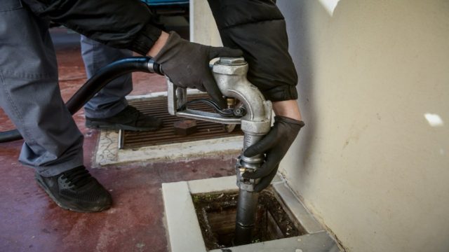 Πλησιάζει η ώρα της κρίσης για το πετρέλαιο θέρμανσης: Θα ζεσταθούμε φέτος και πόσο θα το πληρώσουμε;