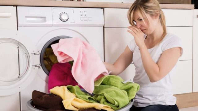 Πως να καθαρίστε το πλυντήριο ρούχων με λευκό ξύδι